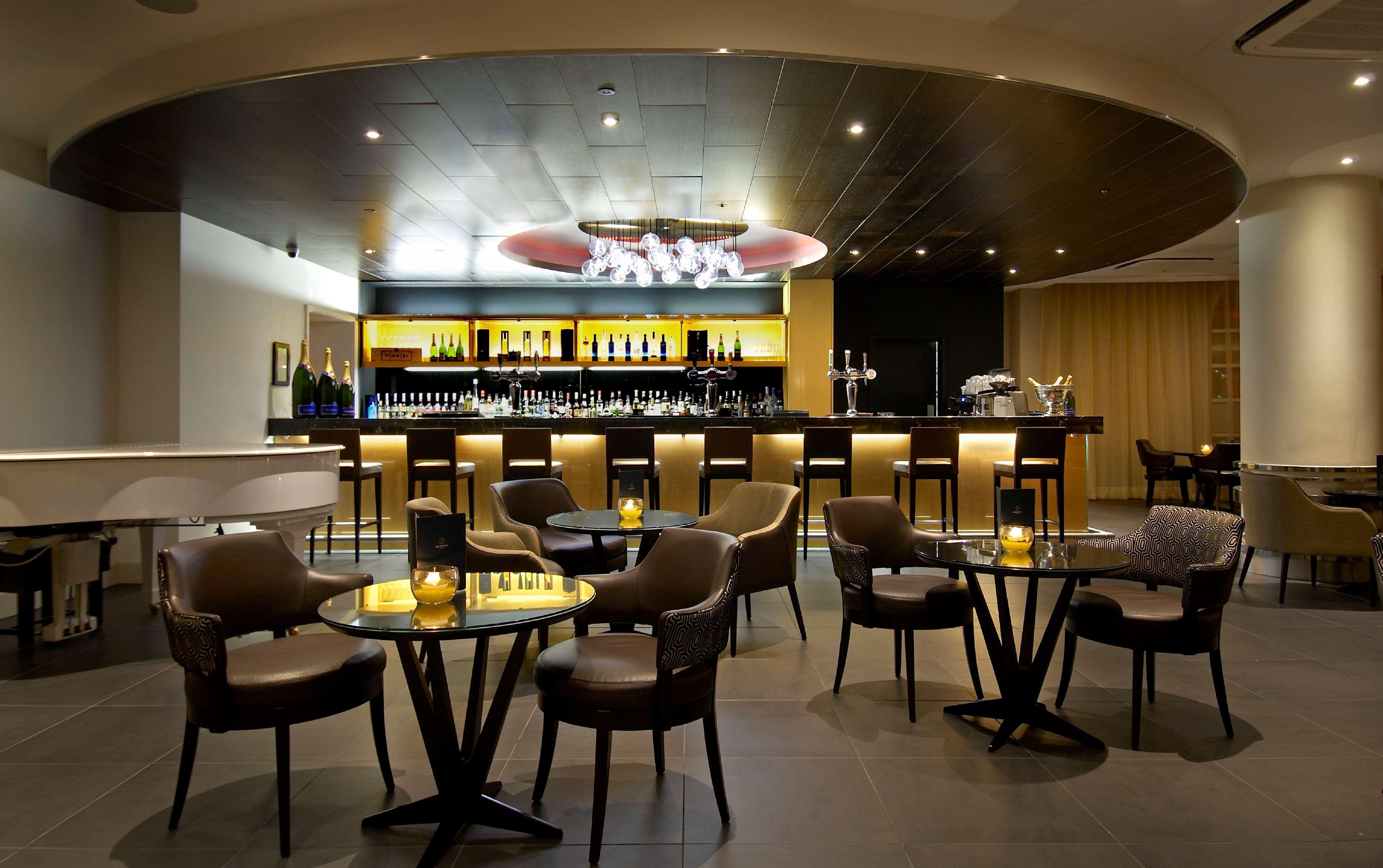 מלון Hilton קארדיף מסעדה תמונה